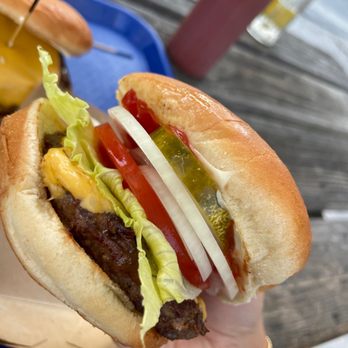 Skinny's Place - Skinny Cheeseburger - Burgers Near Me - Holmes Beach, Florida Skinny's Place - Skinny Cheeseburger - Burgers Near Me - Holmes Beach, Florida