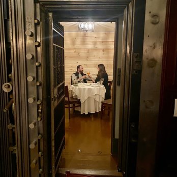 Ravyn & Robyn - The Vault Room - Wine Bars Near Me - Hawley, Pennsylvania
