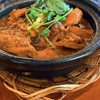 Me Va Con Vietnamese Kitchen - Vietnamese Ginger Chicken - Vietnamese Near Me - Oakland, California Me Va Con Vietnamese Kitchen - Vietnamese Ginger Chicken - Vietnamese Near Me - Oakland, California