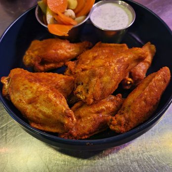 Service Bar - Nashville wings - Cocktail Bars Near Me - Washington, DC, District of Columbia Service Bar - Nashville wings - Cocktail Bars Near Me - Washington, DC, District of Columbia