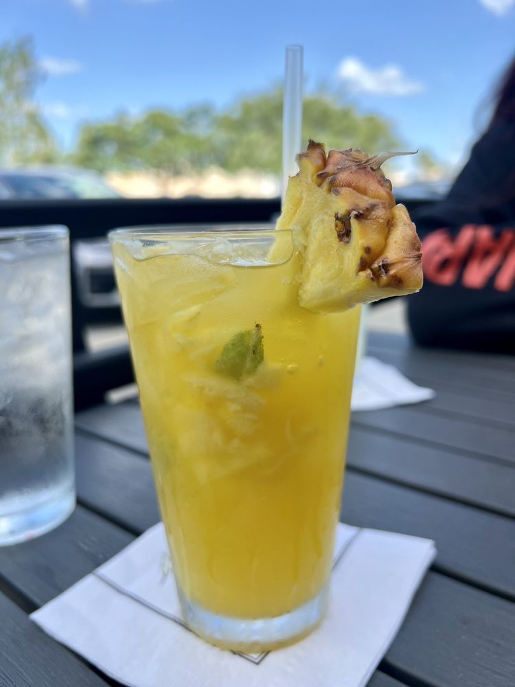 Cooper's Hawk Winery & Restaurants