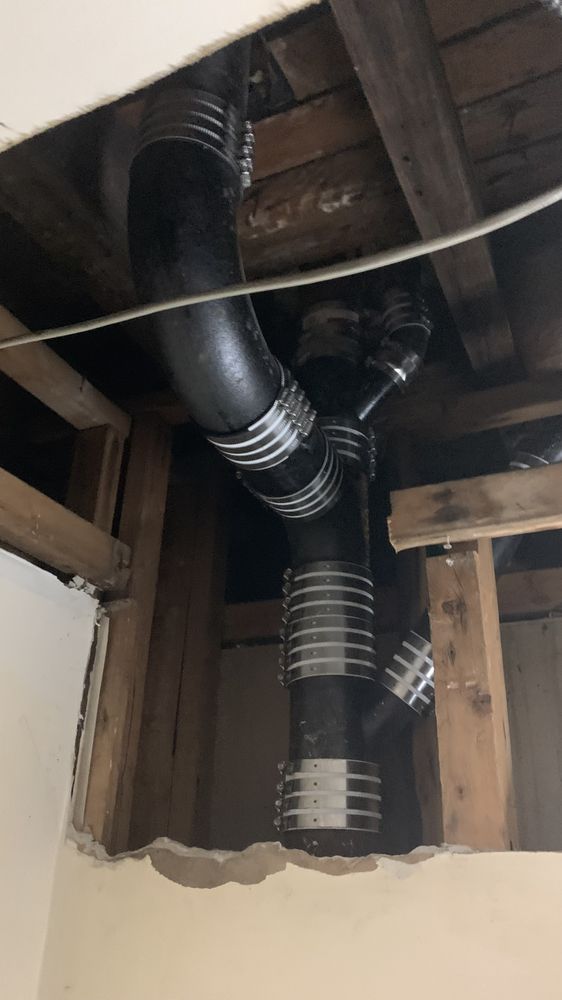 Slide of Aqua Tech Plumbing