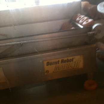 Daily Dozen Doughnut - Bakeries Near Me - Seattle, Washington