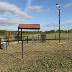 Deer Crossing RV Park - Dog park.