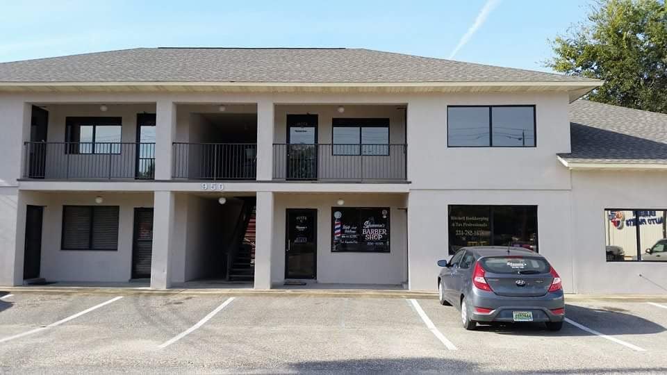 SHANNON’S Updated May 2024 950 South Memorial Dr