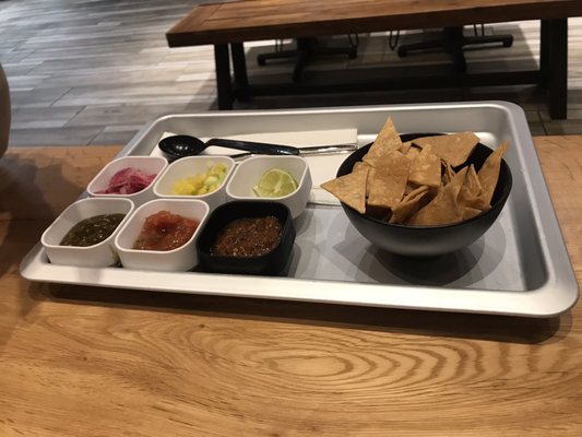 Tacos Neza Hollywood by null