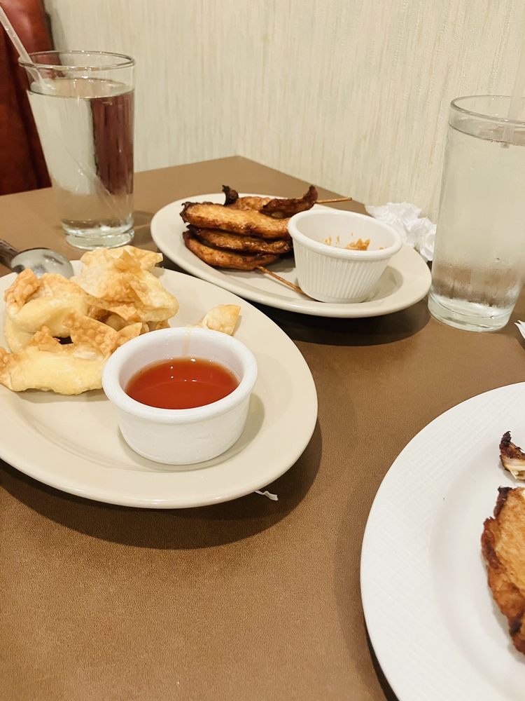 LISU’S THAI TASTE ROSEVILLE Updated October 2024 252 Photos & 243