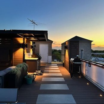 Unique Deck Builders - Ultimate Roof Deck - Decks & Railing Near Me - Highland Park, Illinois
