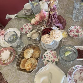 High Tea With Gerri - Tea Rooms Near Me - Long Grove, Illinois