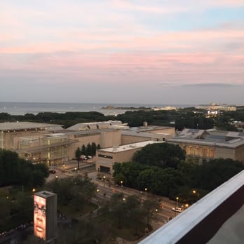 Cindy's Rooftop - View from Cindy's - New American Near Me - Chicago, Illinois Cindy's Rooftop - View from Cindy's - New American Near Me - Chicago, Illinois