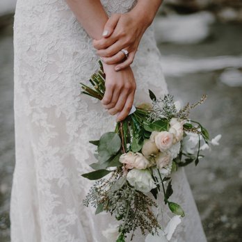 Tobey Nelson Events & Design - Blush and white bridal bouquet for a Seattle wedding by Tobey Nelson Events and Design image by Kristin Marie Parker - Floral Designers Near Me Tobey Nelson Events & Design - Blush and white bridal bouquet for a Seattle wedding by Tobey Nelson Events and Design image by Kristin Marie Parker - Floral Designers Near Me