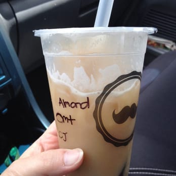 Mr Tea Cafe - Roasted oolong tea & almond milk with coffee jelly. Great combo!! - Bubble Tea Near Me - Honolulu, Hawaii Mr Tea Cafe - Roasted oolong tea & almond milk with coffee jelly. Great combo!! - Bubble Tea Near Me - Honolulu, Hawaii