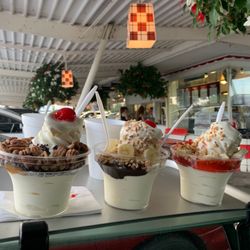 Kiltie Drive-In - Sundaes