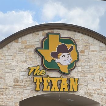The Texan  - the front of a restaurant - Salad Near Me - La Vernia, Texas