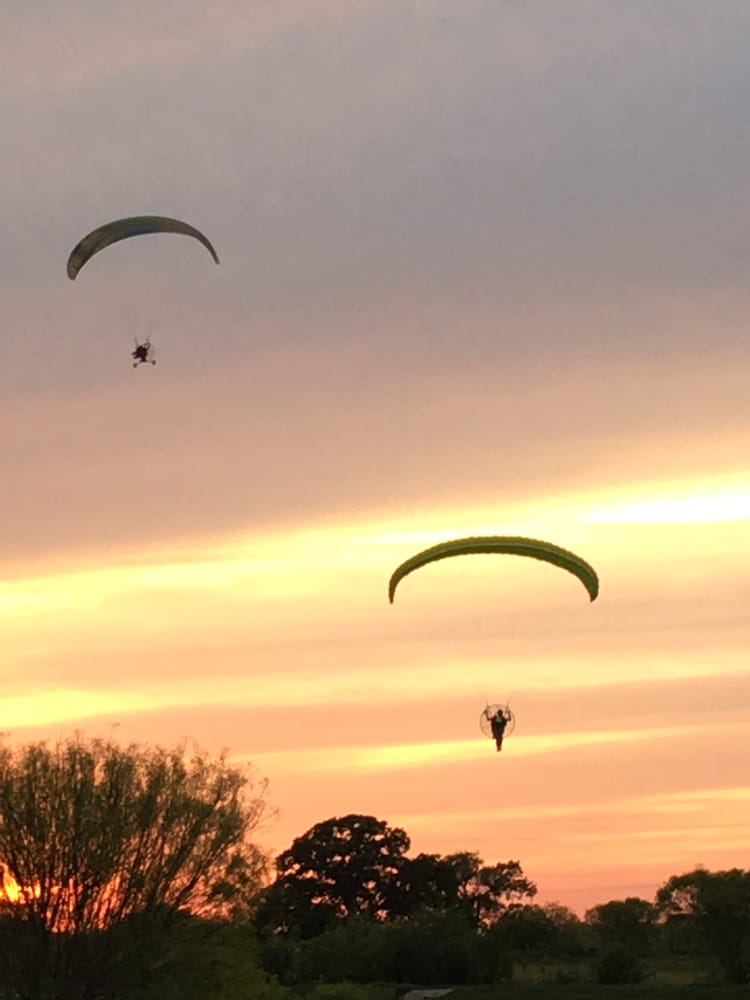 Pennell Paramotor Logo
