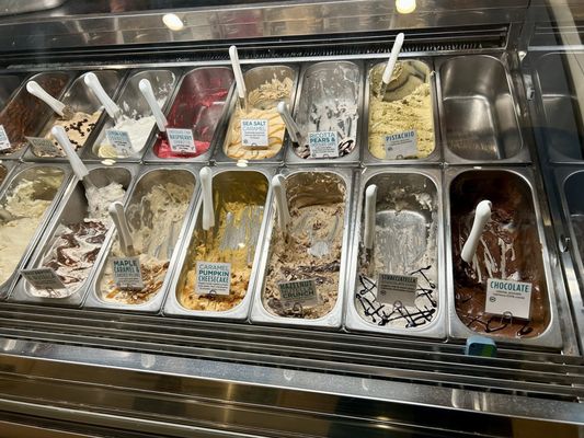 Gemelli - Artisanal Gelato & Dessert Café by null