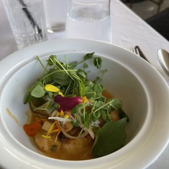 Spago - Split in kitchen - Thai Style Coconut Red Curry - Asian Fusion Near Me - Maui, Hawaii Spago - Split in kitchen - Thai Style Coconut Red Curry - Asian Fusion Near Me - Maui, Hawaii