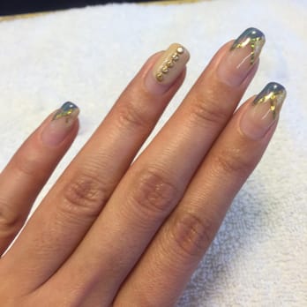 Sunset Nails - After 1 month of my gel mani, nail grew out but designs and polish stayed on perfectly. - Nail Salons Near Me - San Francisco, California