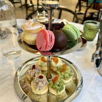 The Gilded Acorn - High Tea - Patisserie/Cake Shop Near Me - Oklahoma City, Oklahoma