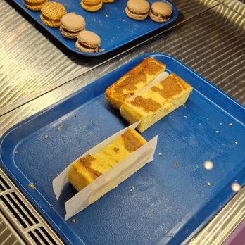 Miel Bakery - Baked Cheesecake & Macarons - Bakeries Near Me - London, XGL