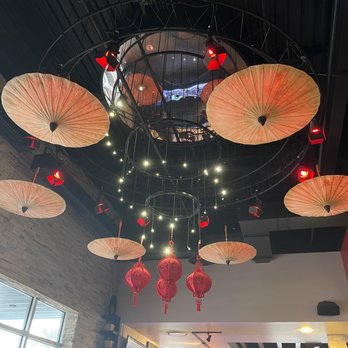 Sushi Alive - Upside down fans - Sushi Bars Near Me - Tampa, Florida Sushi Alive - Upside down fans - Sushi Bars Near Me - Tampa, Florida