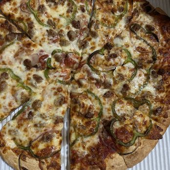 Pizza Factory - Sausage, onion, and green pepper thin crust - Pizza Near Me - Porterville, California Pizza Factory - Sausage, onion, and green pepper thin crust - Pizza Near Me - Porterville, California