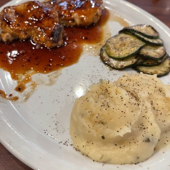 Ruby Tuesday - Hickory Bourbon Chicken - American Near Me - St. Peters, Missouri Ruby Tuesday - Hickory Bourbon Chicken - American Near Me - St. Peters, Missouri
