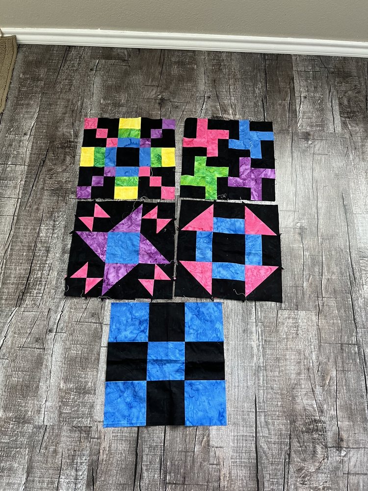 HONEY BEE QUILT STORE Updated September 2024 27 Photos & 24 Reviews