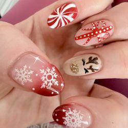Fancy Nails & Spa - Holiday nails!