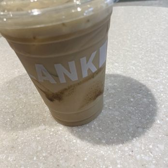 Blank Street - Shaken Vanilla Bean Cold Brew Latte - Coffee & Tea Near Me - Boston, Massachusetts Blank Street - Shaken Vanilla Bean Cold Brew Latte - Coffee & Tea Near Me - Boston, Massachusetts