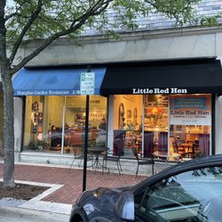 Little Red Hen of Glencoe - Exterior
