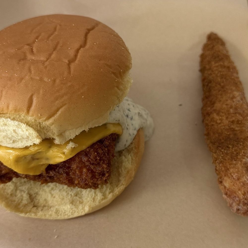 Daybird - Chicken Shop Near Me - Los Angeles, California Daybird - Chicken Shop Near Me - Los Angeles, California