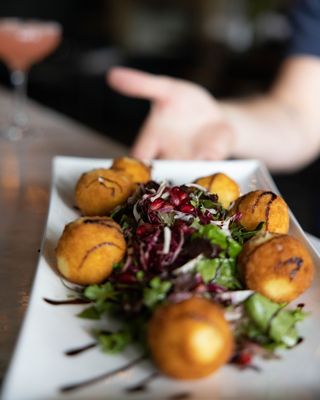 TomTom Restaurant & Bar by null TomTom Restaurant & Bar by null