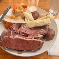 Corned beef dinner