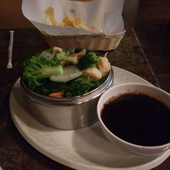 China Cafe - Steamed shrimp with mixed veg ($11) - Szechuan Near Me - Rogers, Arkansas China Cafe - Steamed shrimp with mixed veg ($11) - Szechuan Near Me - Rogers, Arkansas