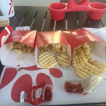 Chick-fil-A - Outdoor dining - Fast Food Near Me - Henderson, Nevada