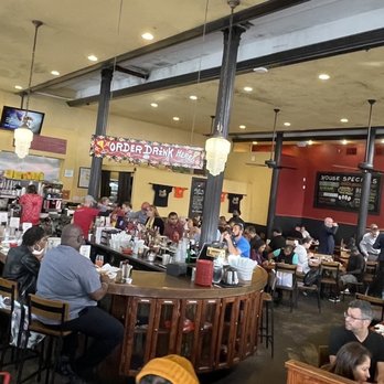 Ruby Slipper Central Business District - Inside is busy - Breakfast & Brunch Near Me - New Orleans, Louisiana Ruby Slipper Central Business District - Inside is busy - Breakfast & Brunch Near Me - New Orleans, Louisiana