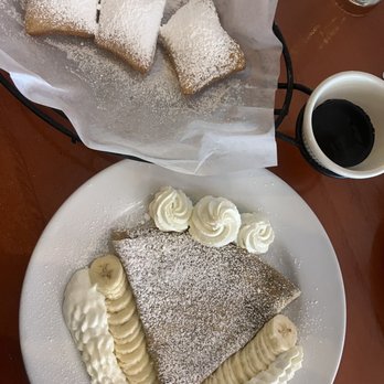 Midtown Creperie & Cafe - Beignets with chocolate sauce and crêpe - Breakfast & Brunch Near Me - Stockton, California