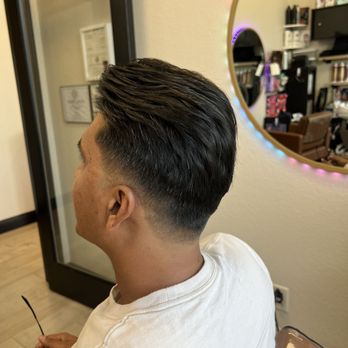 California Cuts Salon - Men's low Faded - Hair Salons Near Me - Austin, Texas California Cuts Salon - Men's low Faded - Hair Salons Near Me - Austin, Texas