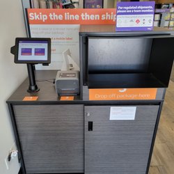 FedEx Office Print & Ship Center - Self serve receipts if you already have a label