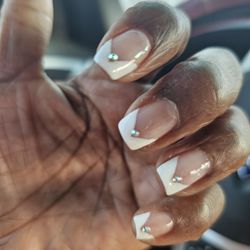 Bayside Nails and Lash lounge - A little sparkle   for the birthday girl and I love them