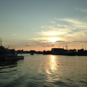 Spongeorama - Gift Shops Near Me - Tarpon Springs, Florida