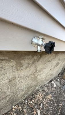 Tidy Pipes Plumbing Logo