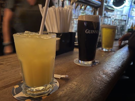 Milano's Bar by null