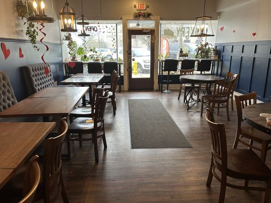 Blu Sky's Café by null