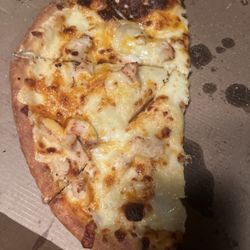 Domino's Pizza - Where is my Buffalo sauce ?????????????