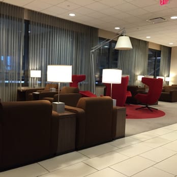 KLM Crown Lounge - Cool retro seats. Plenty of quiet comfortable seating with outlets. - Airport Lounges Near Me - Houston, Texas KLM Crown Lounge - Cool retro seats. Plenty of quiet comfortable seating with outlets. - Airport Lounges Near Me - Houston, Texas
