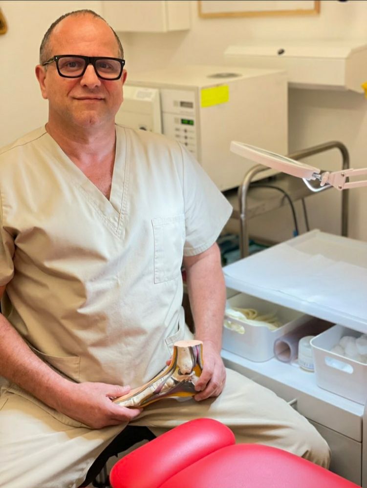 GRAYS FOOT CLINIC Updated June 2024 140 Grays Inn Rd, London