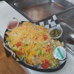 Messie's Bar & Grill - Chicken Nachos