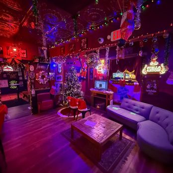 The Matinee - Dive Bars Near Me - Akron, Ohio The Matinee - Dive Bars Near Me - Akron, Ohio
